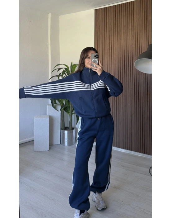 Lacivert Üç Çizgi Şardonlu Takım