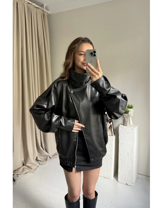 Marka Muadil Viral Düğme Detaylı Deri Ceket