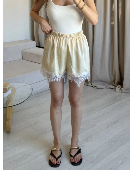 Sarı Dantel Saten Şort