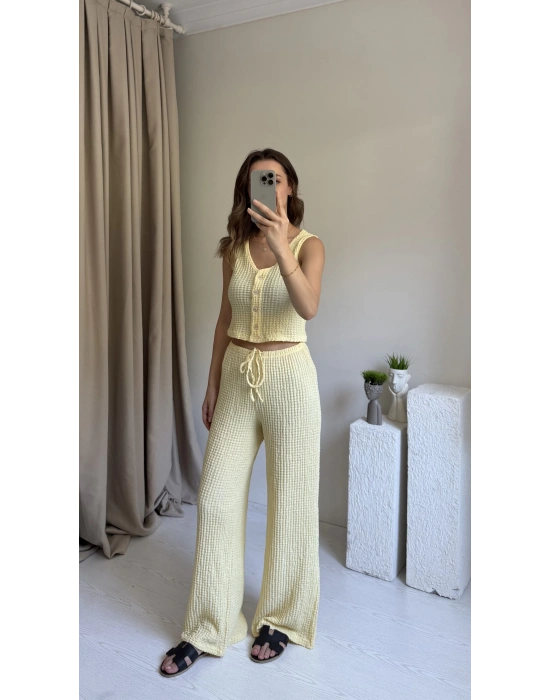 Sarı Düğmeli Pantolon Yelek Takım