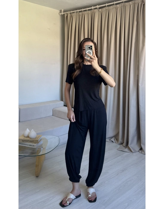 Siyah Belden Bağlamalı Kısa Kollu Eşofman Takımı