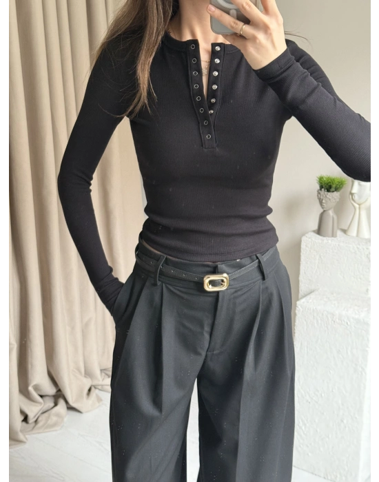 Siyah Çıtçıtlı Kaşkorse Bluz