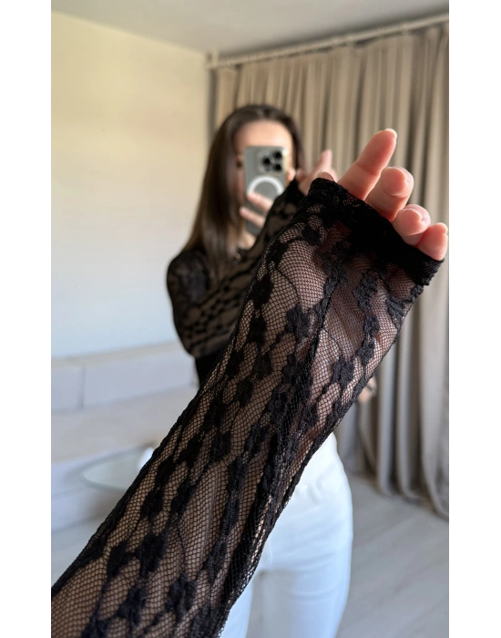 Siyah Dantelli Bodysuit