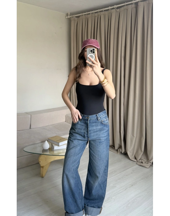 Siyah Kare Yaka Bodysuit