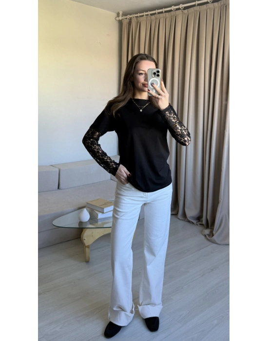 Siyah Kol Dantelli Bluz