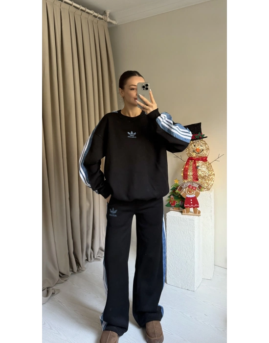 Siyah Şerit Detaylı Eşofman Takımı