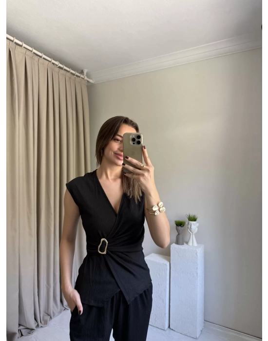 Siyah Toka Detaylı Pantolon Takım