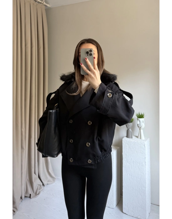 Siyah Yakası Kürk Detaylı Trençkot