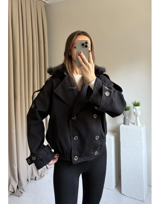 Siyah Yakası Kürk Detaylı Trençkot