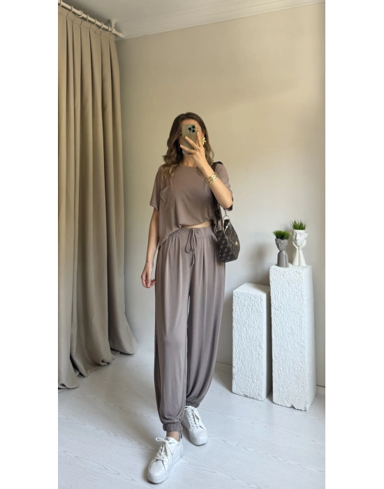 Vizon Sırt Detaylı Modal Kumaş Takım