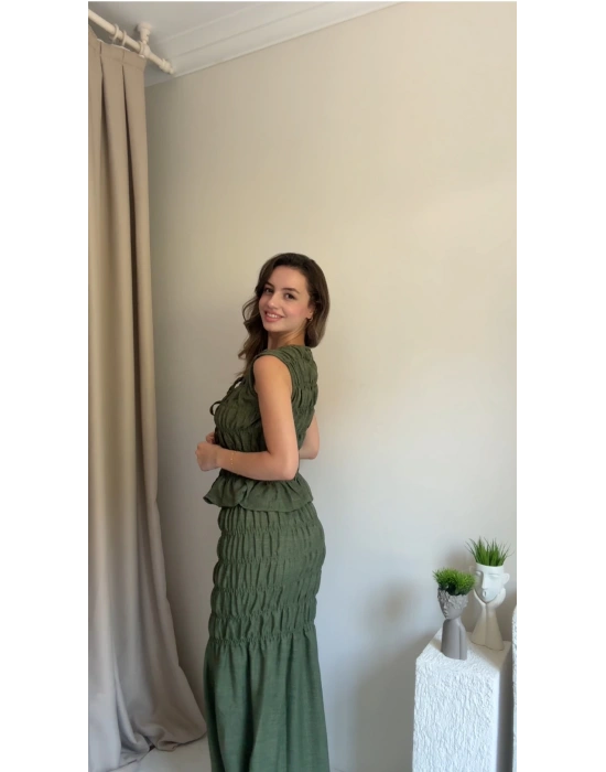 Yeşil Büzgülü Bağlamalı Etekli Takım