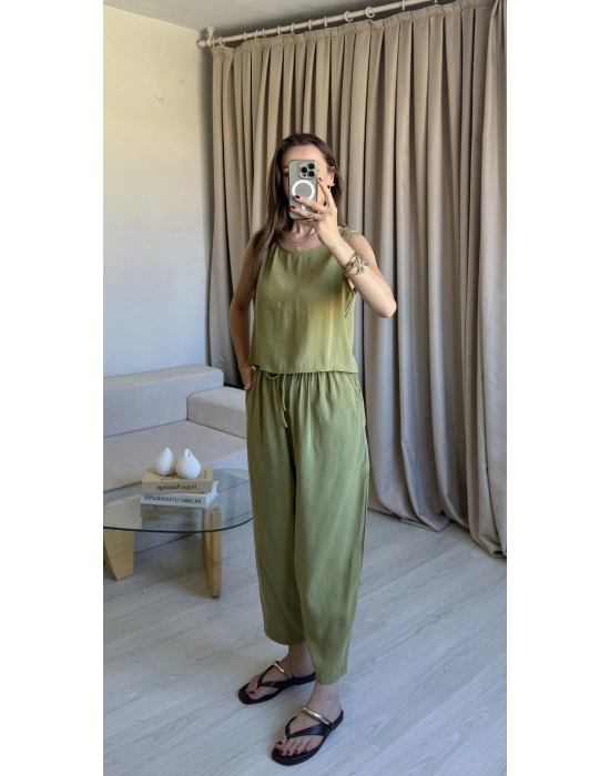 Yeşil Tencel Kalın Askılı Takım