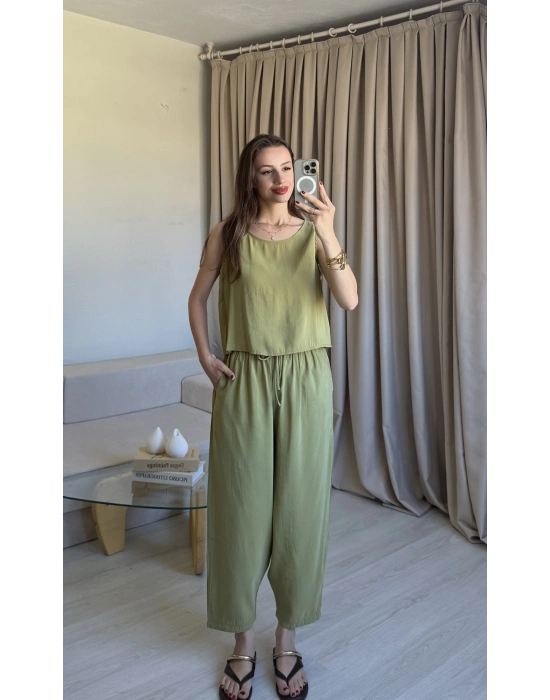 Yeşil Tencel Kalın Askılı Takım