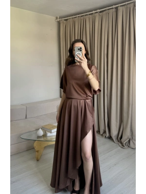 Kahve Yırtmaçlı Saten Elbise