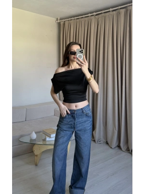 Siyah Düşük Omuz Belden Oturtmalı Bluz