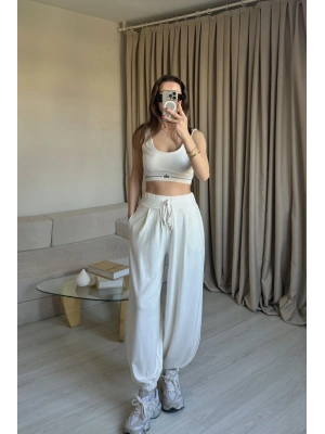 Beyaz Relax Şalvar Kesim Pantolon