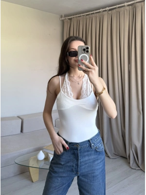 Beyaz Dantel Kombineli Bodysuit
