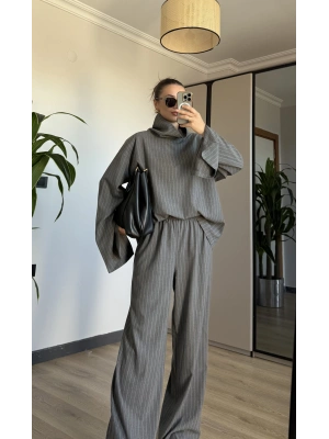Dik Yaka Çizgili Gömlek Pantolon Takım