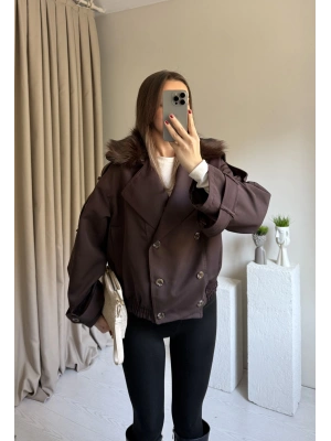 Kahverengi Yakası Kürk Detaylı Trençkot