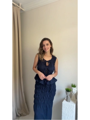 Lacivert Büzgülü Bağlamalı Etekli Takım