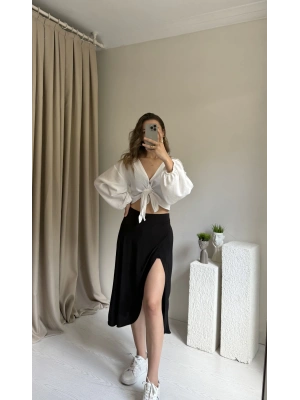 Siyah İçi Şortlu Asimetrik Kesim Etek