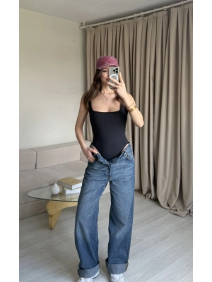 Siyah Kare Yaka Bodysuit