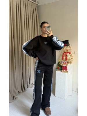 Siyah Şerit Detaylı Eşofman Takımı