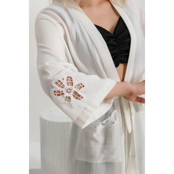 White Dream Kimono & Kaftan (2)
