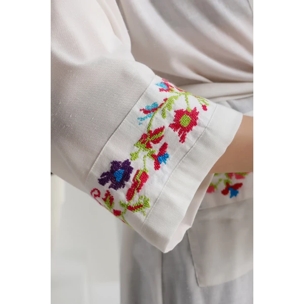 Bergüzar Kimono & Kaftan