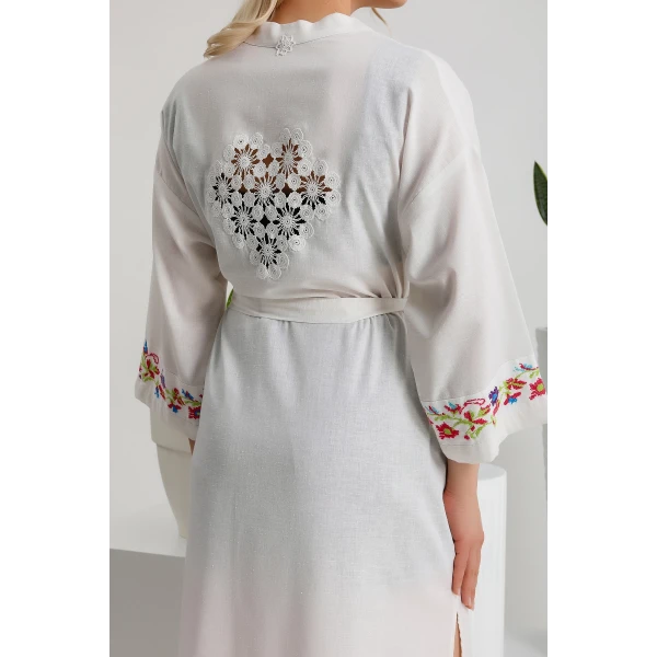 Bergüzar Kimono & Kaftan