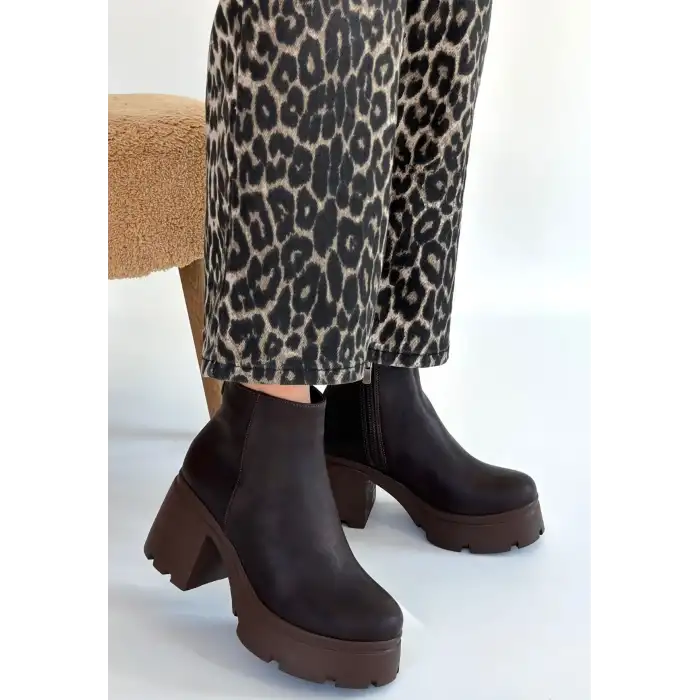 BELAY ACI KAHVE NUBUK TOPUKLU BOT