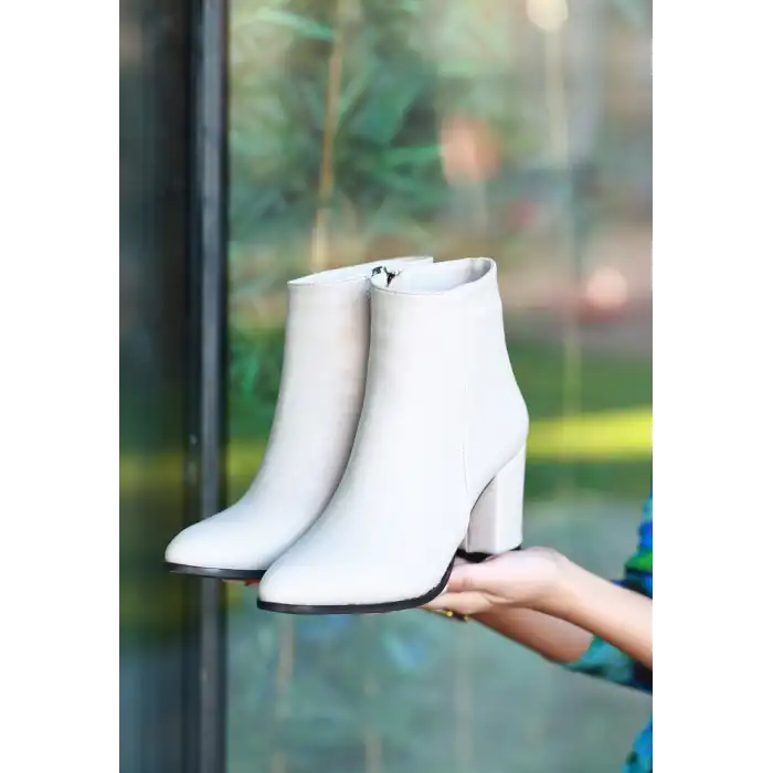 BİYA BEJ CİLT TOPUKLU BOT