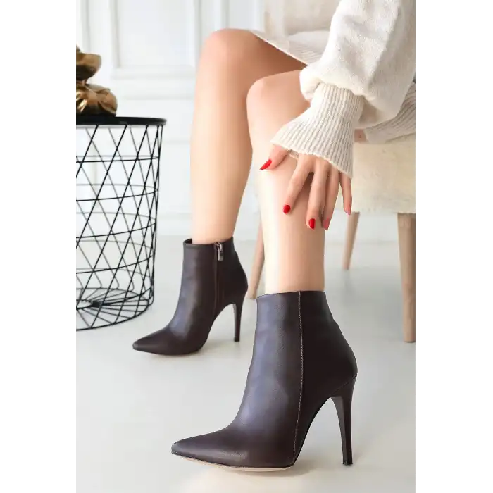 BLAN KAHVERENGİ CİLT TOPUKLU BOT