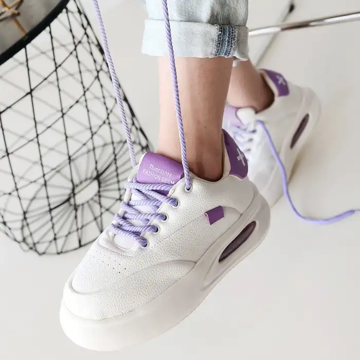 CHRİS BEYAZ CİLT LİLA DETAYLI BAĞCIKLI SPOR AYAKKABI