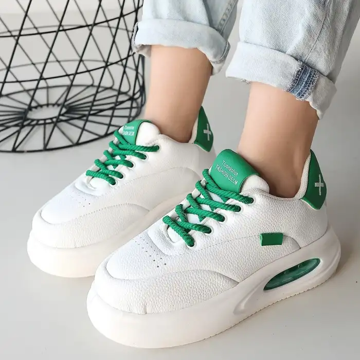 CHRİS BEYAZ CİLT YEŞİL DETAYLI BAĞCIKLI SPOR AYAKKABI