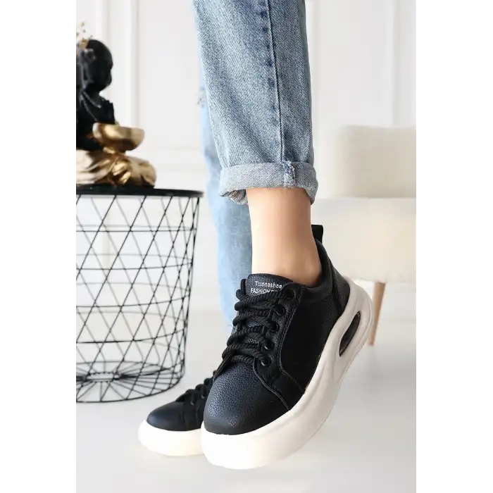 CHRİS SİYAH CİLT BAĞCIKLI SPOR AYAKKABI