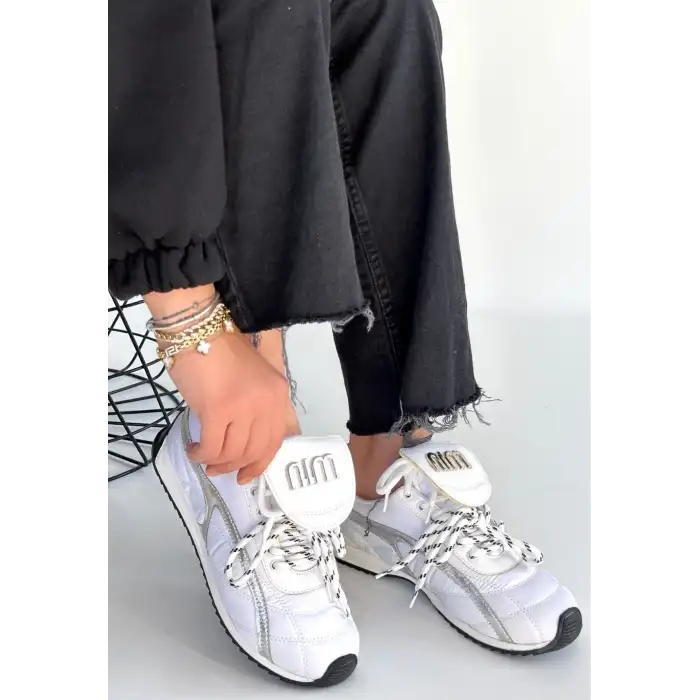 DİSSA BEYAZ CİLT BAĞCIKLI PARAŞÜT DETAYLI SPOR AYAKKABI