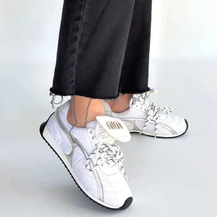 DİSSA BEYAZ CİLT BAĞCIKLI PARAŞÜT DETAYLI SPOR AYAKKABI