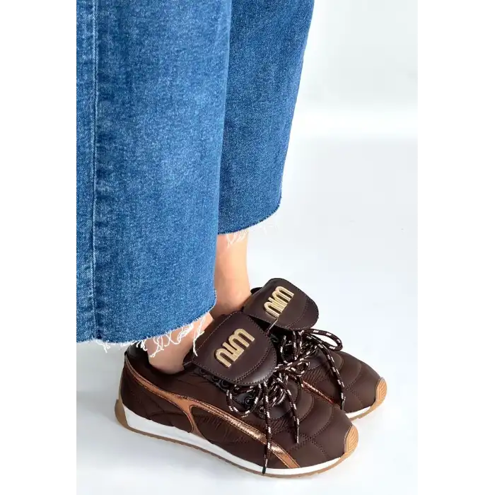 DİSSA KAHVERENGİ CİLT BAĞCIKLI PARAŞÜT DETAYLI SPOR AYAKKABI