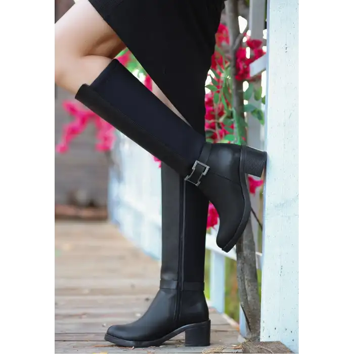 EMRAT SİYAH CİLT TOPUKLU ÇİZME