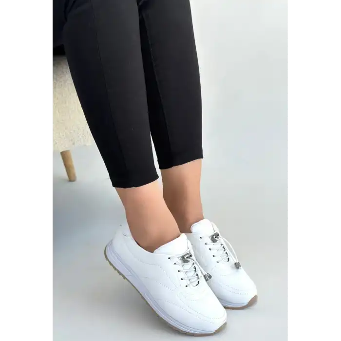 FİNNA BEYAZ CİLT BAĞCIKLI SPOR AYAKKABI