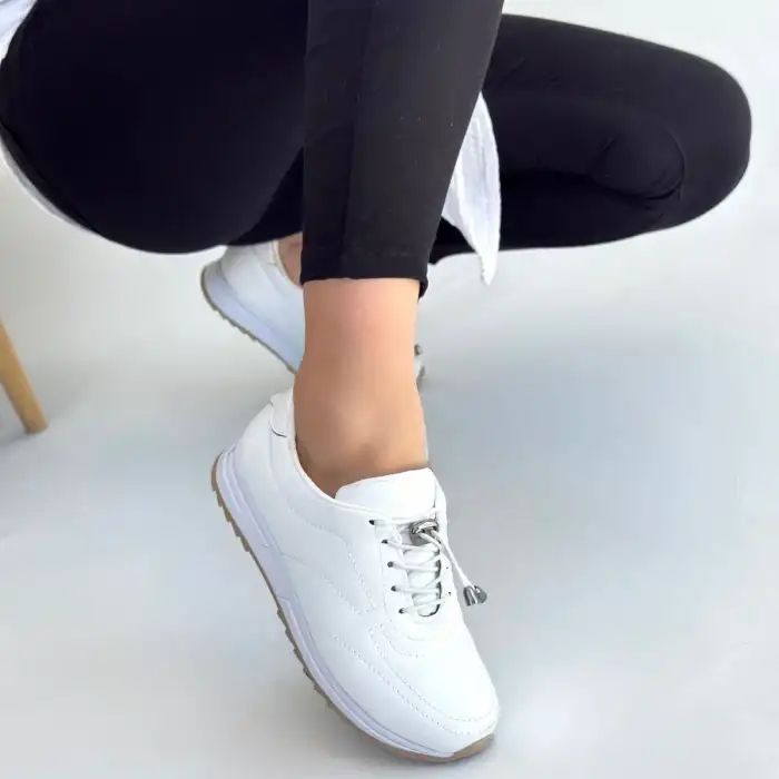 FİNNA BEYAZ CİLT BAĞCIKLI SPOR AYAKKABI