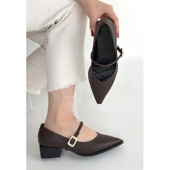 GALYE KAHVERENGİ CİLT TOPUKLU AYAKKABI