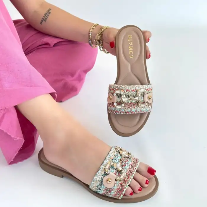 GONNE RENKLİ HASIR DOKUMA TERLİK