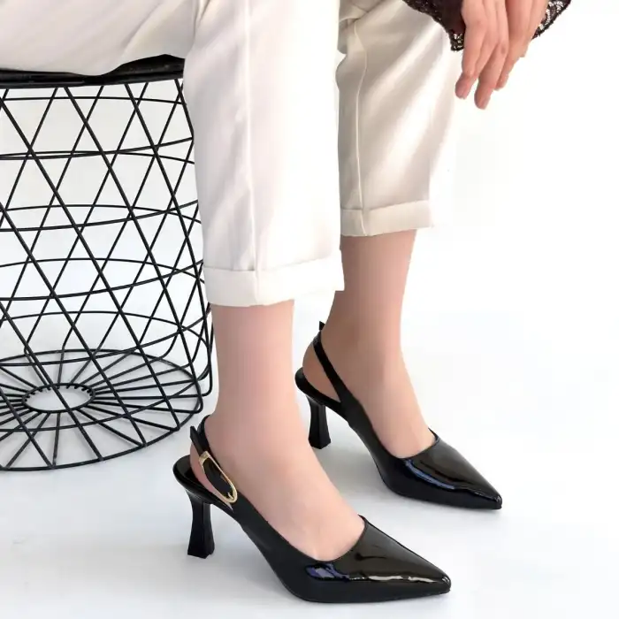 HİES SİYAH RUGAN TOPUKLU AYAKKABI