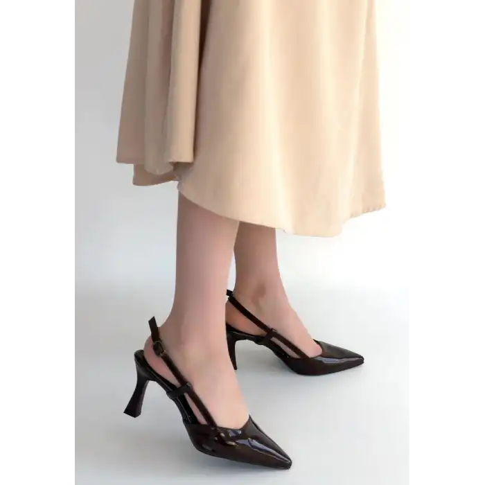 HOOST KAHVERENGİ RUGAN TOPUKLU AYAKKABI