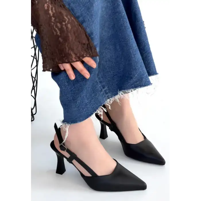 HOOST SİYAH CİLT TOPUKLU AYAKKABI