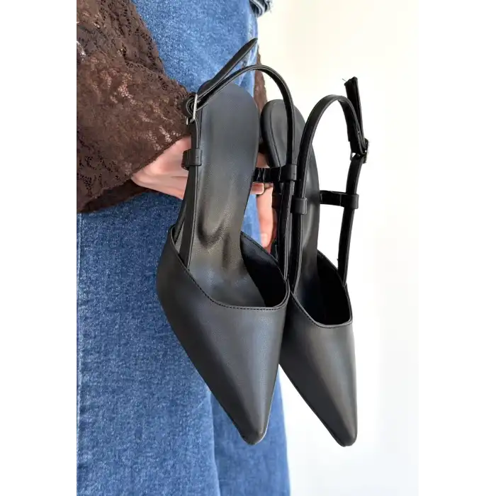 HOOST SİYAH CİLT TOPUKLU AYAKKABI