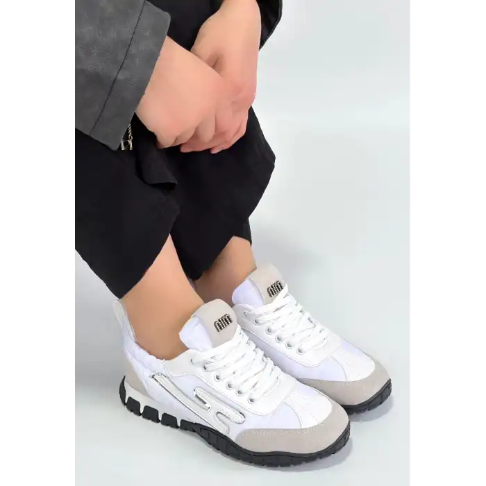 HUER BEYAZ NUBUK BAĞCIKLI SPOR AYAKKABI