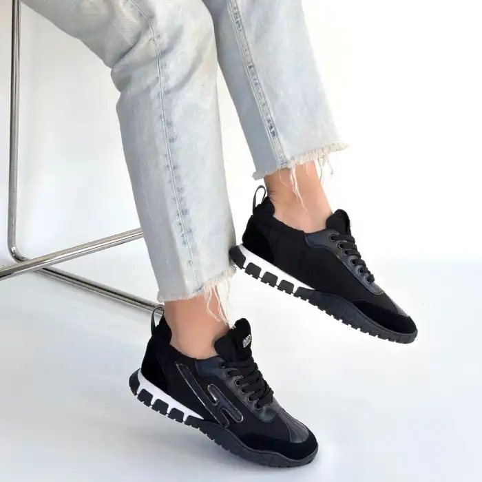 HUER SİYAH NUBUK BAĞCIKLI SPOR AYAKKABI